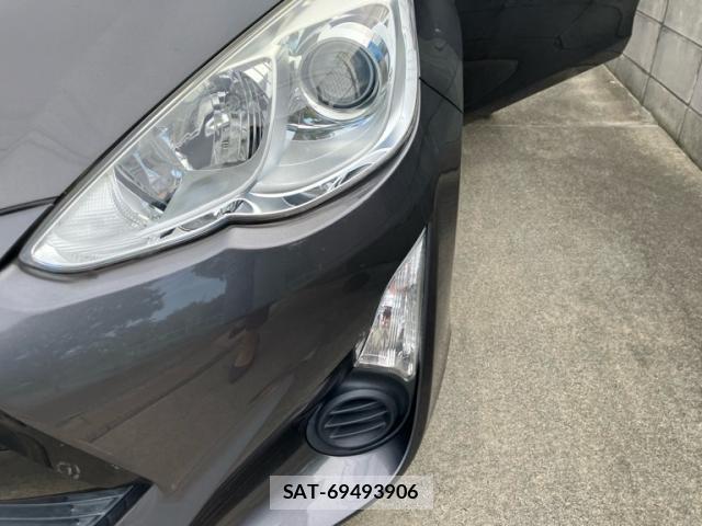Toyota AQUA 2015-10 8769277-14