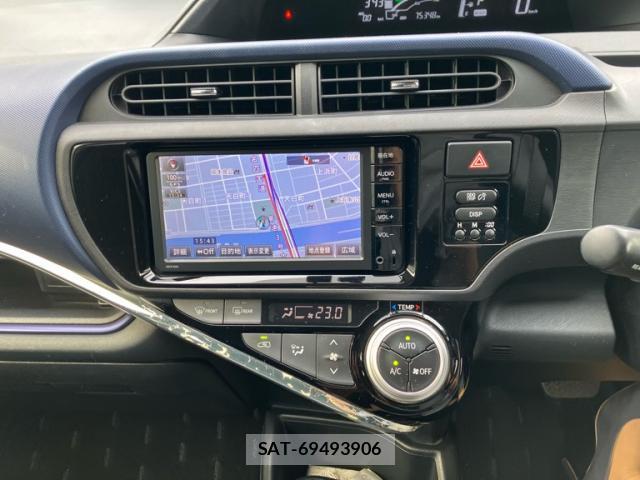 Toyota AQUA 2015-10 8769277-6