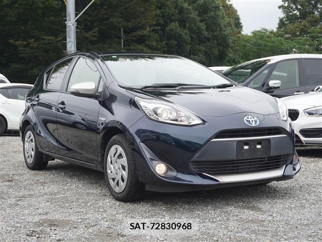 Toyota AQUA 2017-09 8769381-1