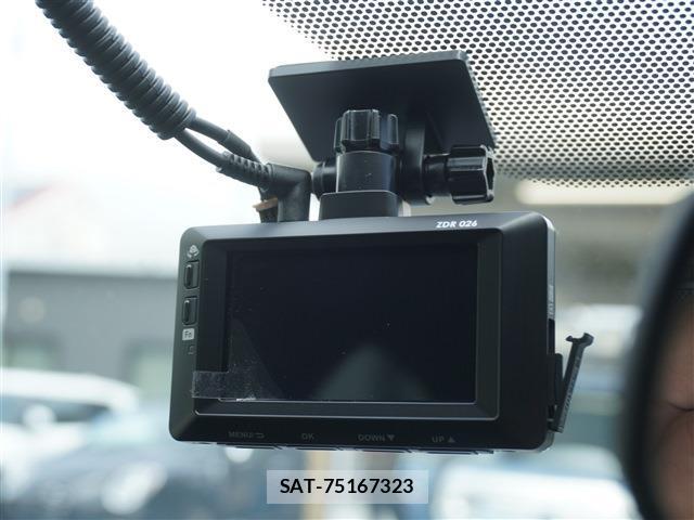 Toyota AQUA 2019-12 8769382-10