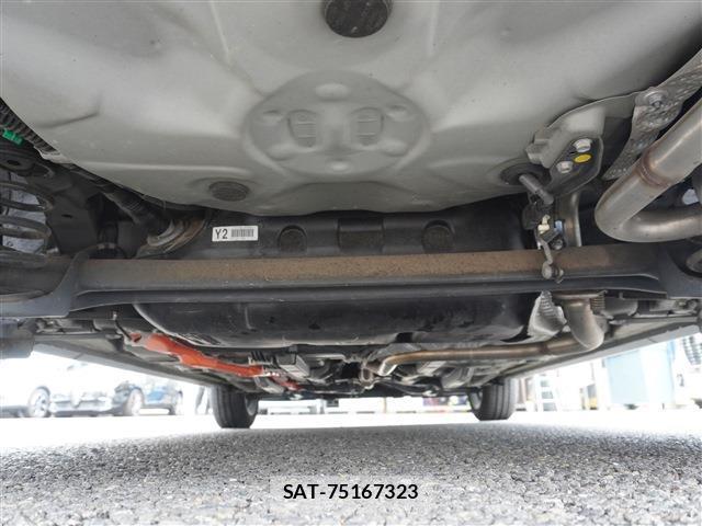 Toyota AQUA 2019-12 8769382-19