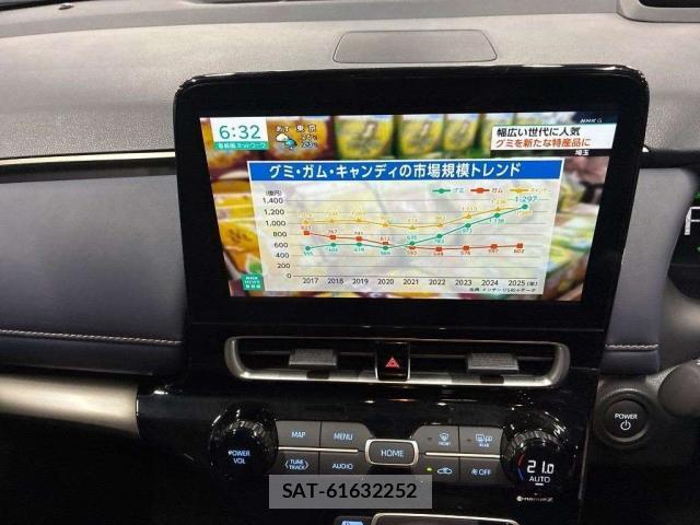 Toyota AQUA 2025-01 8769668-8