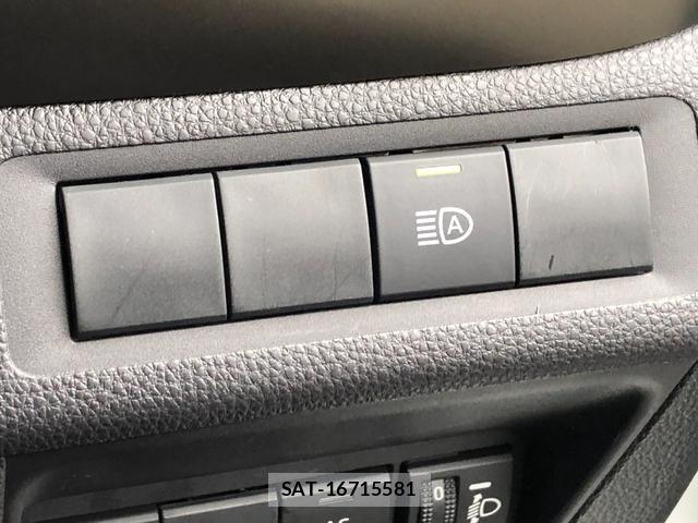 Toyota AQUA 2021-08 8769828-15