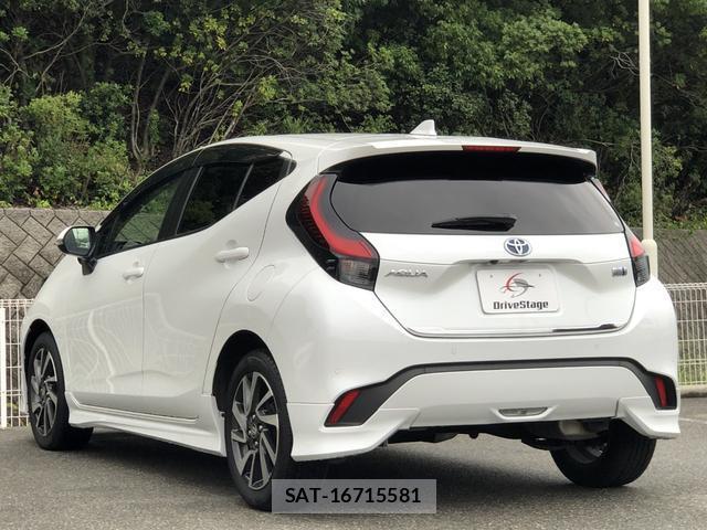 Toyota AQUA 2021-08 8769828-4