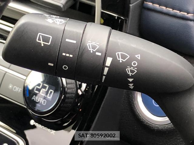 Toyota AQUA 2021-12 8769830-13