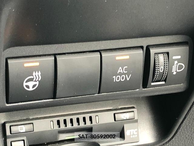 Toyota AQUA 2021-12 8769830-16