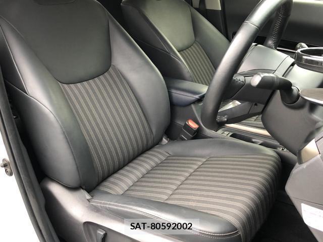 Toyota AQUA 2021-12 8769830-5