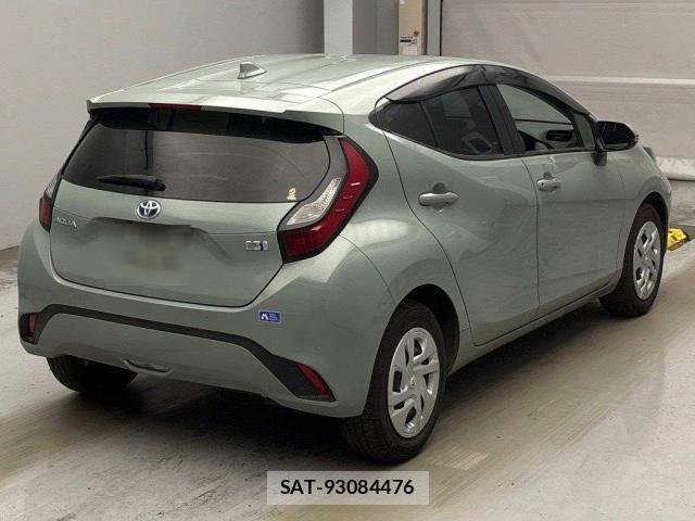Toyota AQUA 2021-12 8770045-12