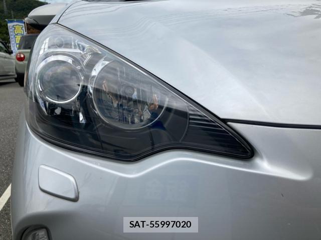 Toyota AQUA 2013-10 8770086-6