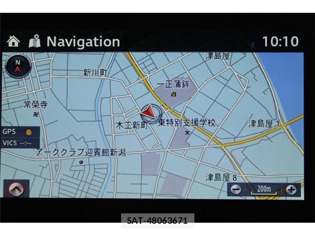 Mazda AXELA SPORT 2014-04 8768764-1