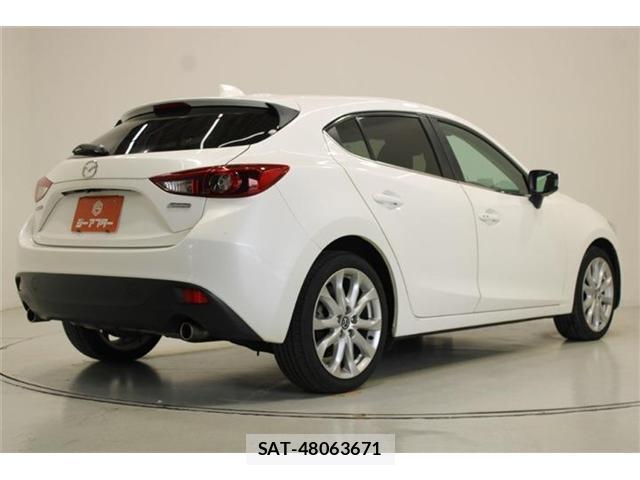 Mazda AXELA SPORT 2014-04 8768764-11