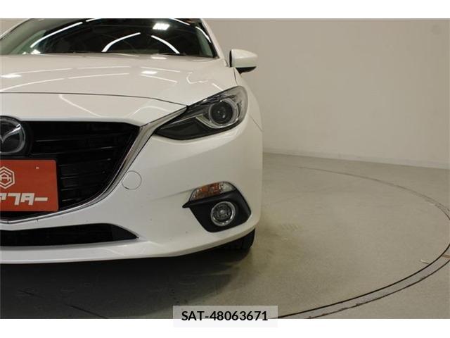 Mazda AXELA SPORT 2014-04 8768764-13