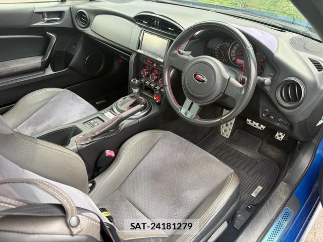 Subaru BRZ 2014-01 8769965-7