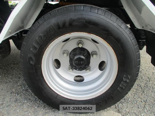 MITSUBISHI FUSO CANTER 2021-11 8768714-18