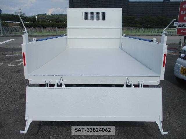 MITSUBISHI FUSO CANTER 2021-11 8768714-3