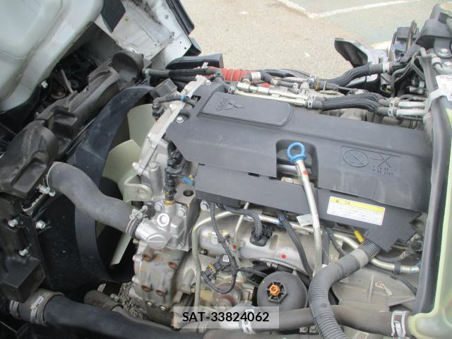 MITSUBISHI FUSO CANTER 2021-11 8768714-5