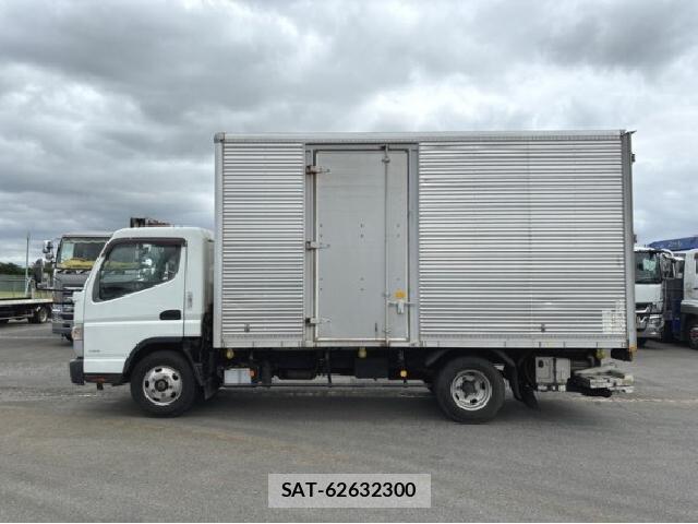 MITSUBISHI FUSO CANTER 2016 8768846-11