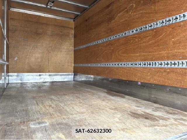 MITSUBISHI FUSO CANTER 2016 8768846-2
