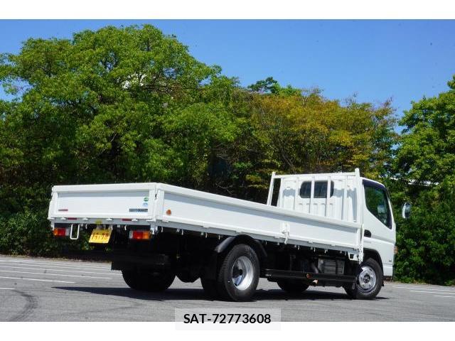 MITSUBISHI FUSO CANTER 2019-06 8769204-1