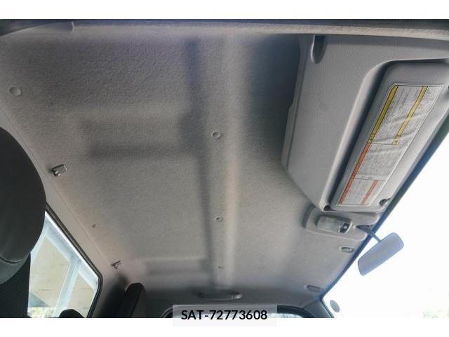 MITSUBISHI FUSO CANTER 2019-06 8769204-18