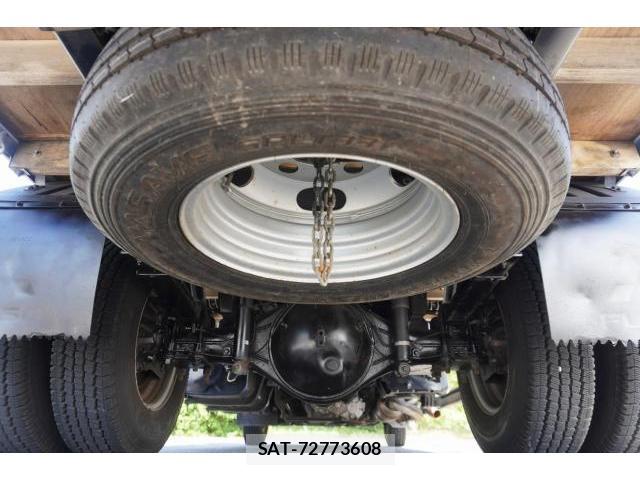 MITSUBISHI FUSO CANTER 2019-06 8769204-4