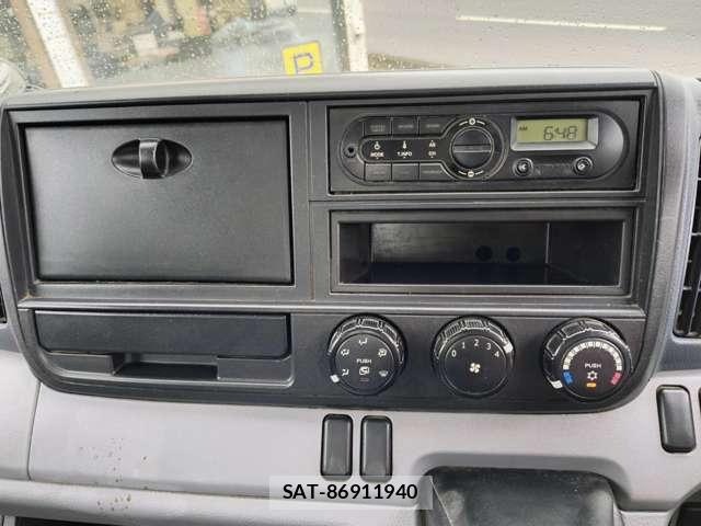 MITSUBISHI FUSO CANTER 2015-06 8770201-15