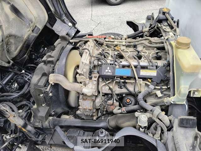 MITSUBISHI FUSO CANTER 2015-06 8770201-18
