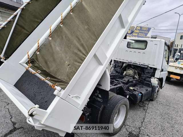 MITSUBISHI FUSO CANTER 2015-06 8770201-6