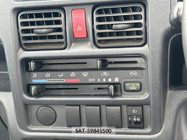 Suzuki CARRY TRUCK 2017-05 8769743-3