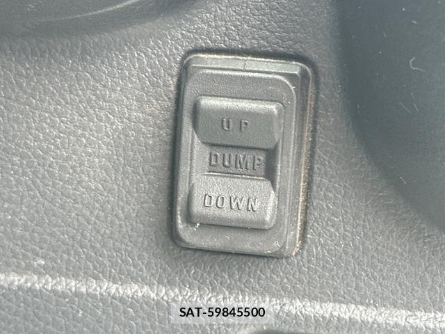 Suzuki CARRY TRUCK 2017-05 8769743-4