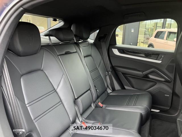 Porsche CAYENNE 2024-02 8769574-6