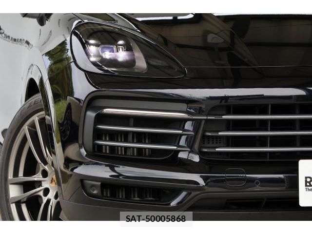 Porsche CAYENNE 2019-02 8769232-11