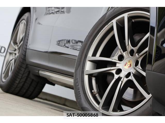 Porsche CAYENNE 2019-02 8769232-8