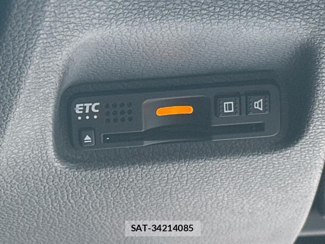 Honda CIVIC 2019-05 8769735-6