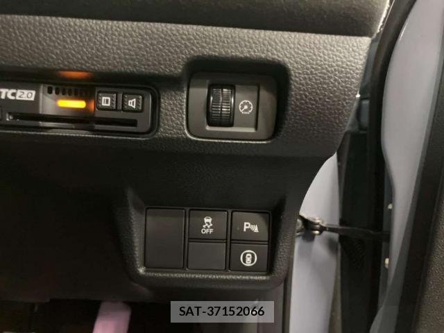 Honda CIVIC 2026-06 8769999-5