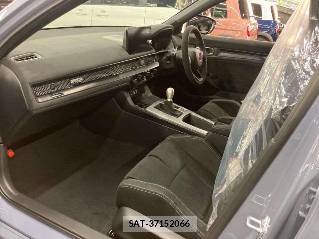 Honda CIVIC 2026-06 8769999-6