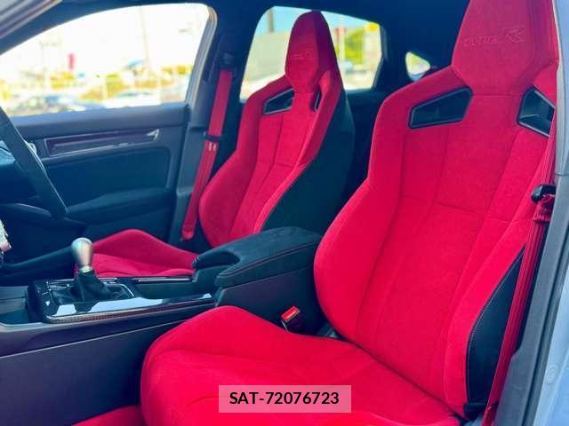Honda CIVIC 2023-09 8770212-11
