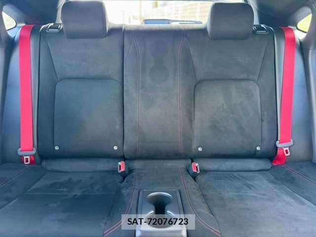 Honda CIVIC 2023-09 8770212-14
