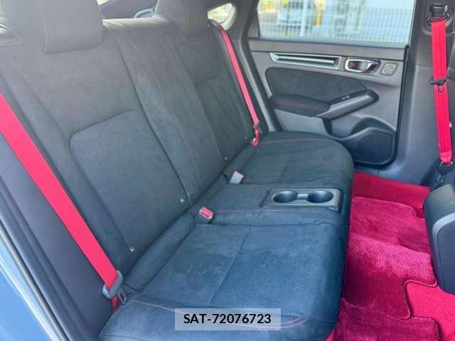 Honda CIVIC 2023-09 8770212-15