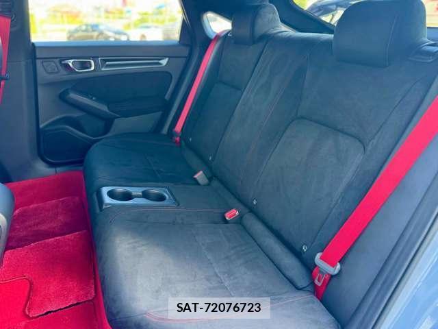 Honda CIVIC 2023-09 8770212-16