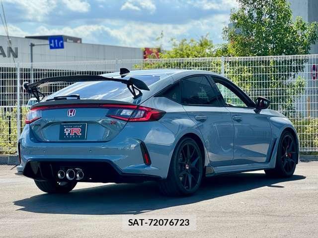 Honda CIVIC 2023-09 8770212-7