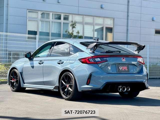 Honda CIVIC 2023-09 8770212-8