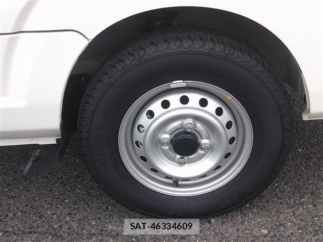 Nissan CLIPPER TRUCK 2026-03 8769099-18