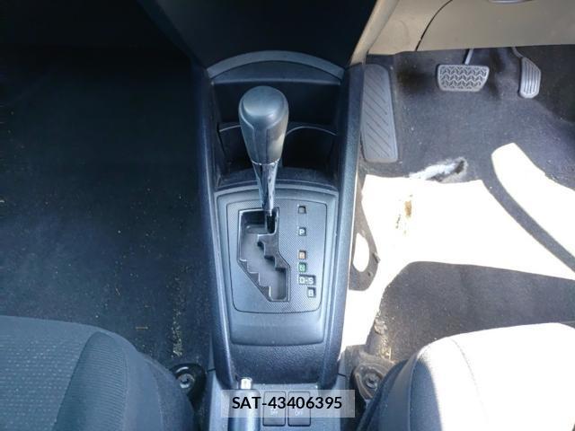 Toyota COROLLA AXIO 2021-09 8768953-11