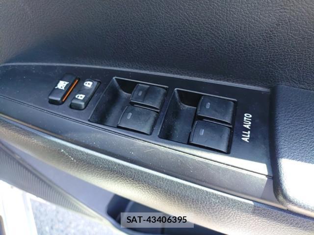 Toyota COROLLA AXIO 2021-09 8768953-13