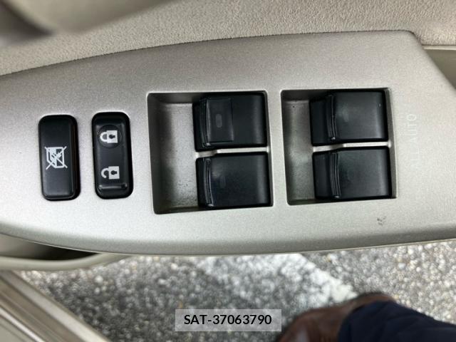 Toyota COROLLA AXIO 2008-03 8769148-15