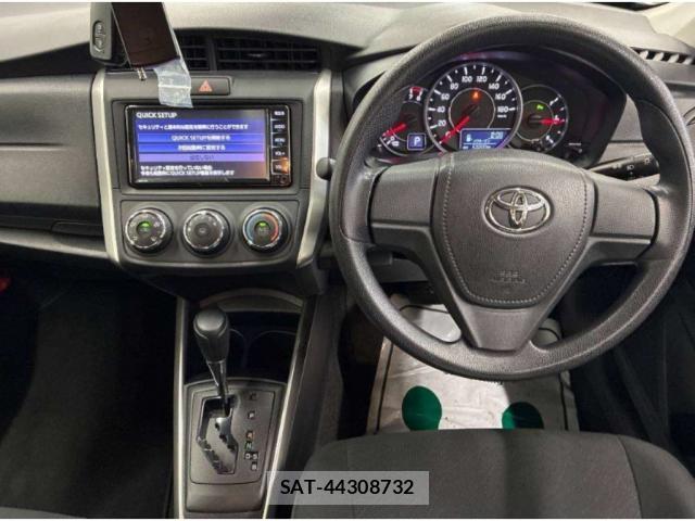 Toyota COROLLA FIELDER 2021-08 8769858-2