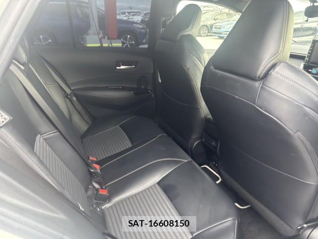Toyota COROLLA TOURING 2020-06 8768914-6