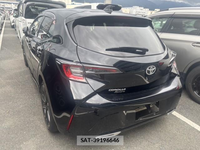 Toyota COROLLA SPORT 2021-09 8768910-3