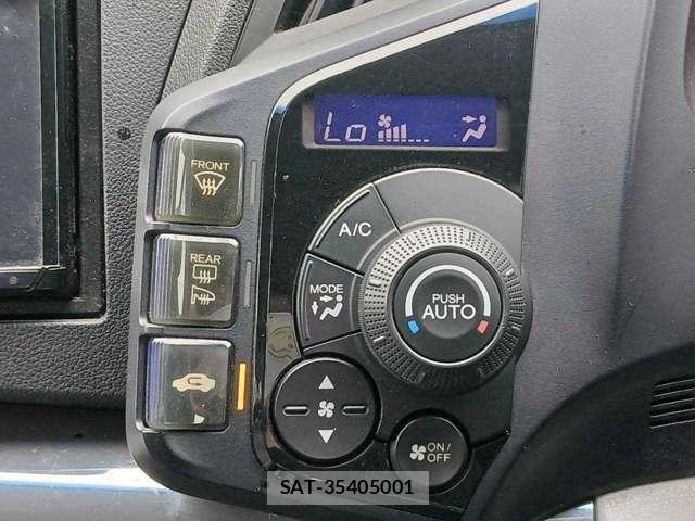 Honda CR-Z 2011-03 8769943-10
